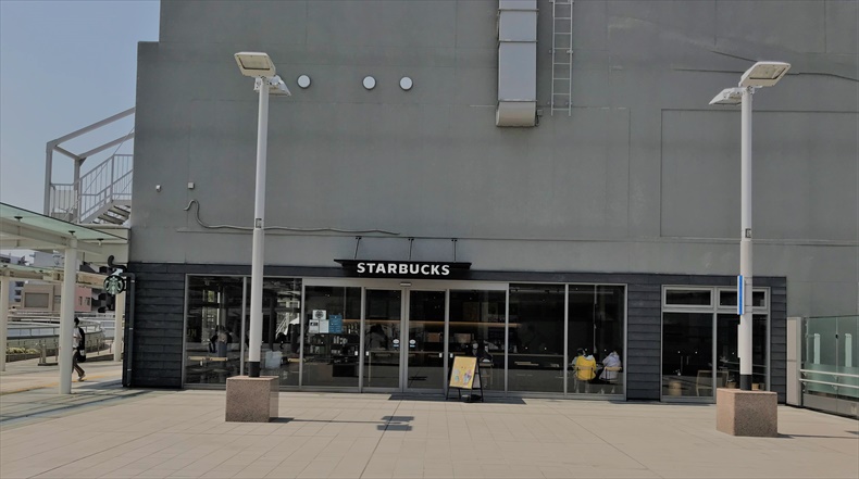 スタバ黒崎駅店